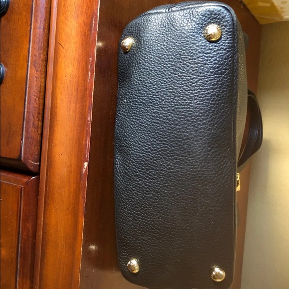 Black Michael Kors purse - Picture 2 of 7